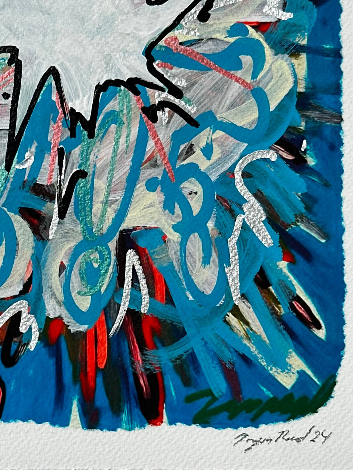 Source 5 V004 — detail