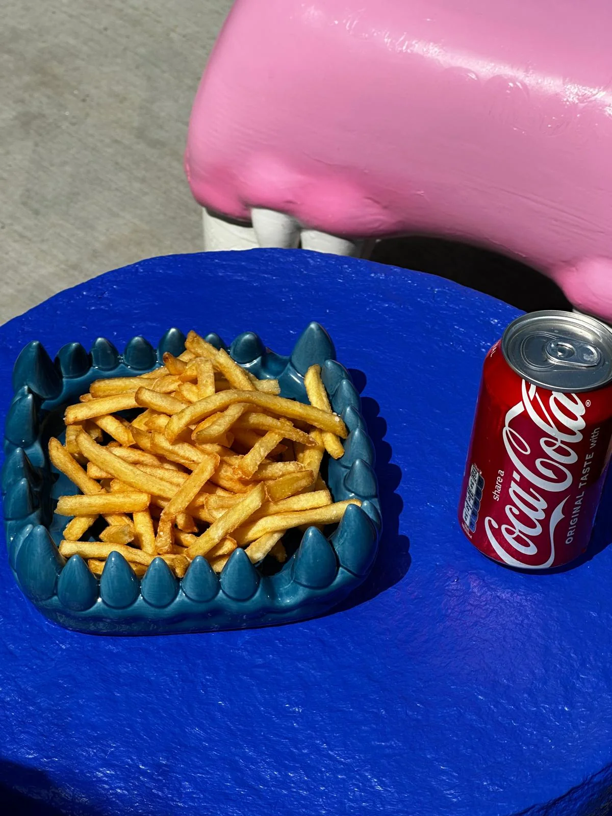 Hungry tray, In use